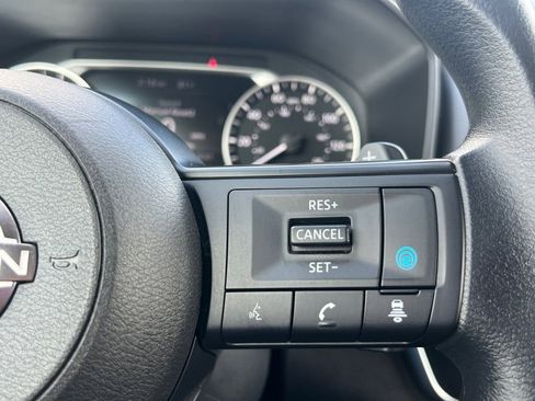 Certified 2024 Nissan Rogue SV image 12