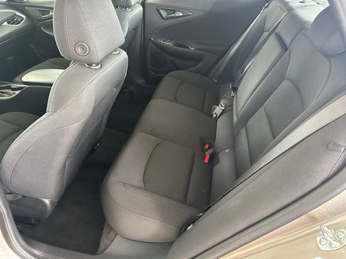 Used 2025 Chevrolet Malibu LT FWD image 29