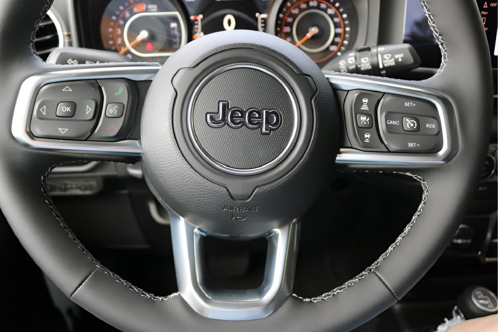New 2027 Jeep Wrangler Unlimited Sahara AWD/4WD image 23
