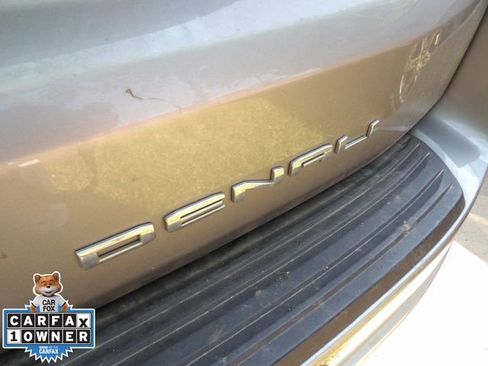 Used 2023 GMC Yukon Denali RWD image 19