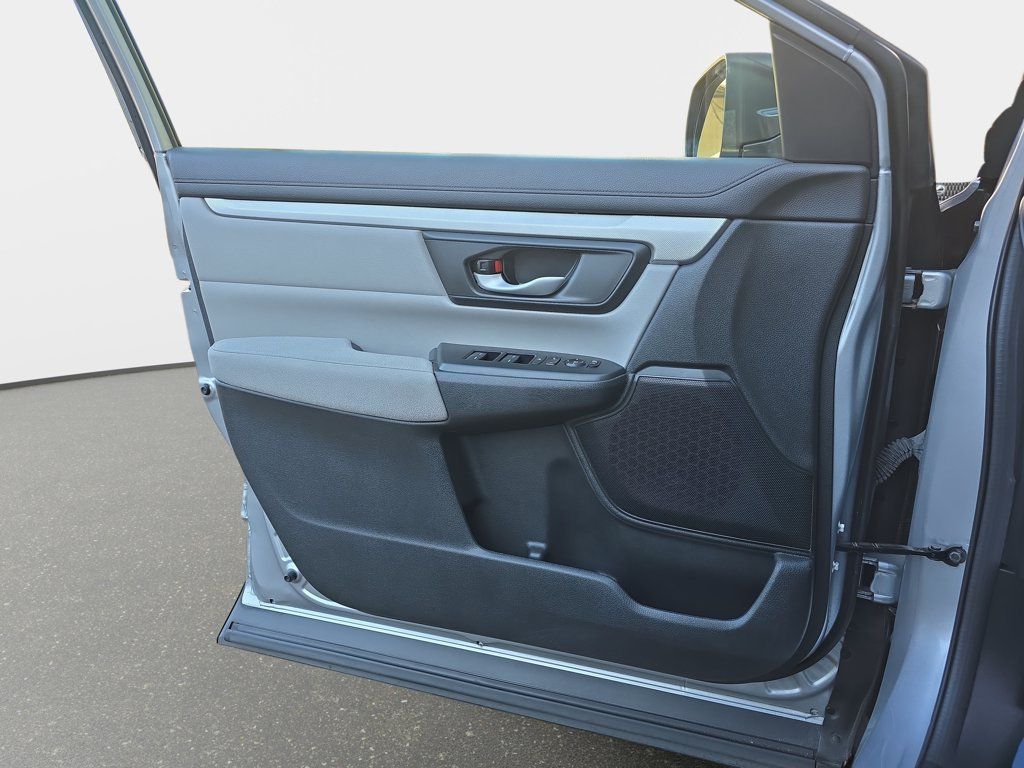 Used 2018 Honda CR-V LX image 28