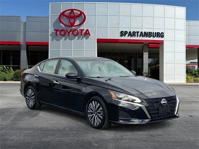 Used 2025 Nissan Altima 2.5 SV