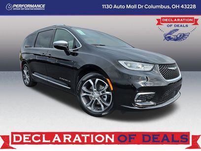 New 2026 Chrysler Pacifica Pinnacle w/ Trailer Tow Group