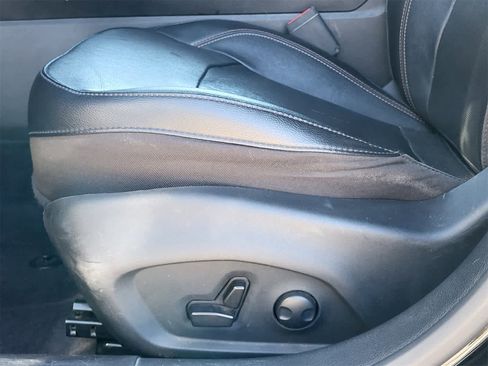 Used 2023 Jeep Compass Limited image 22