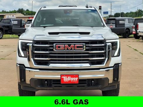 Used 2024 GMC Sierra 2500 SLE AWD/4WD image 3