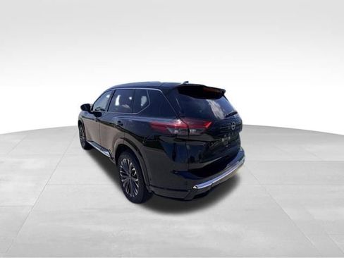 Used 2026 Nissan Rogue Platinum w/ Platinum Premium Package AWD/4WD image 4