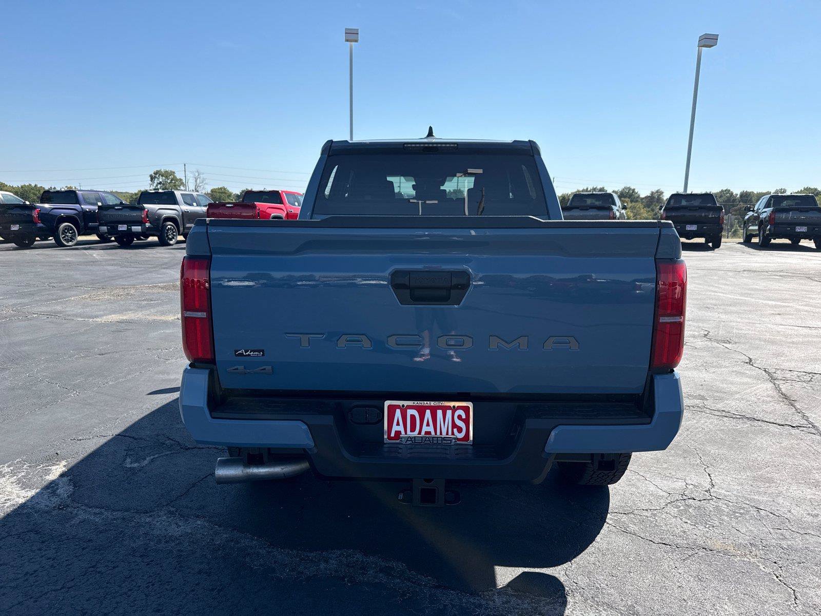 Used 2026 Toyota Tacoma TRD Off-Road AWD/4WD image 7