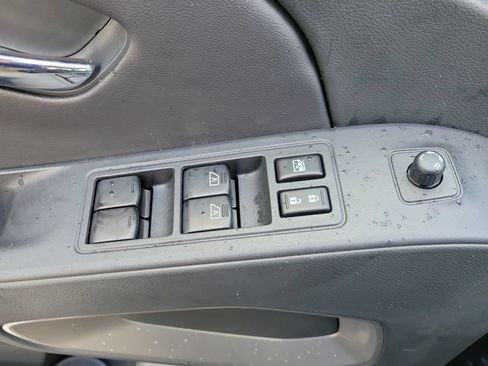 New 2026 Nissan Frontier SV w/ All-Weather Content Package AWD/4WD image 19