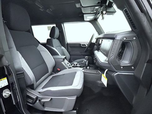 New 2025 Ford Bronco Big Bend image 15