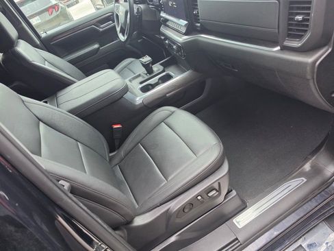 Used 2024 Chevrolet Silverado 1500 LTZ AWD/4WD image 20