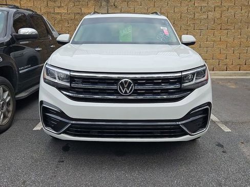 Used 2021 Volkswagen Atlas SE w/ Panoramic Sunroof Package image 2