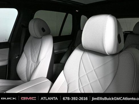 Used 2024 BMW X5 xDrive40i w/ Premium Package image 6