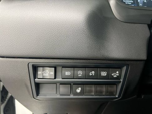 Used 2026 Toyota Tundra Limited AWD/4WD image 19