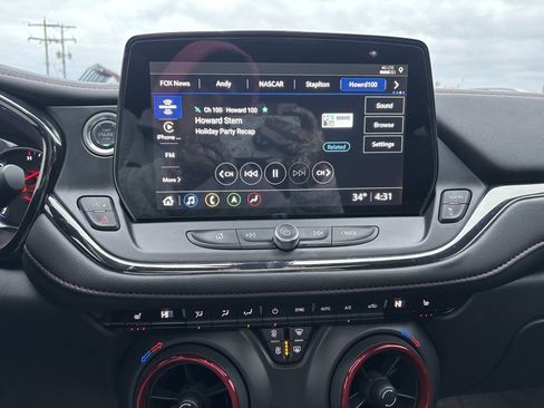 Used 2025 Chevrolet Blazer RS image 15