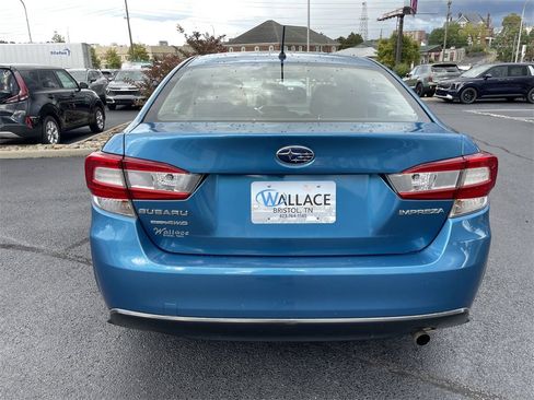 Used 2019 Subaru Impreza 2.0i image 5