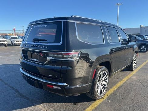 Used 2022 Jeep Grand Wagoneer Series III w/ Rear Seat Video Group 1 image 4