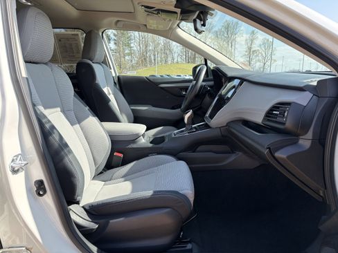 Certified 2025 Subaru Outback Premium AWD/4WD image 29