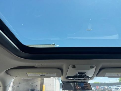 New 2026 MINI Cooper 4-Door Hardtop FWD image 14