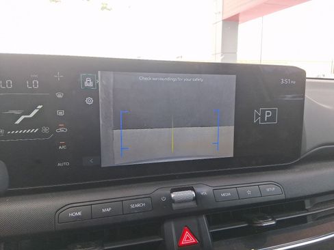 Used 2025 Kia K4 EX FWD image 12