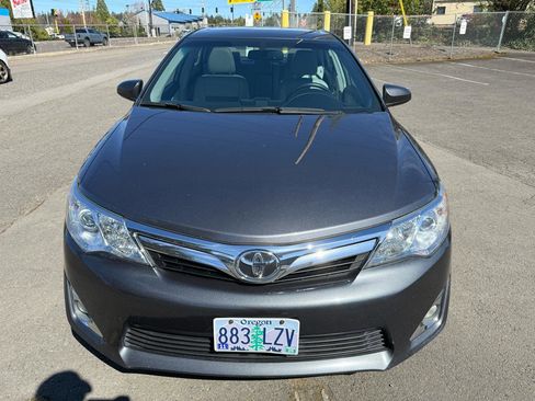 Used 2012 Toyota Camry XLE image 6