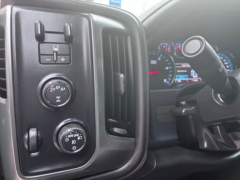 Used 2018 Chevrolet Silverado 2500 LTZ w/ Duramax Plus Package image 23