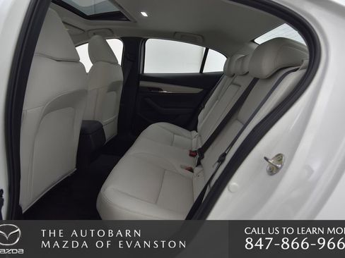 Certified 2025 MAZDA MAZDA3 2.5 Turbo Sedan w/Premium Plus image 24