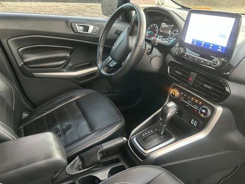 Used 2020 Ford EcoSport Titanium image 8