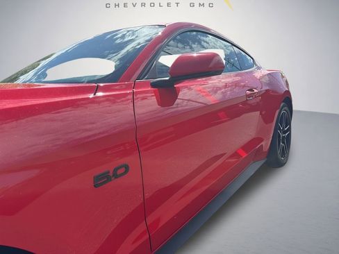 Used 2022 Ford Mustang GT Premium RWD image 31
