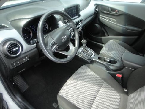 Used 2021 Hyundai Kona SEL AWD/4WD image 7