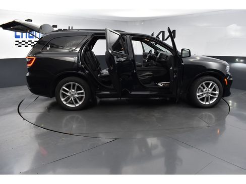 Used 2024 Dodge Durango GT RWD image 28