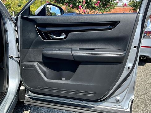 Used 2025 Honda CR-V EX-L image 19