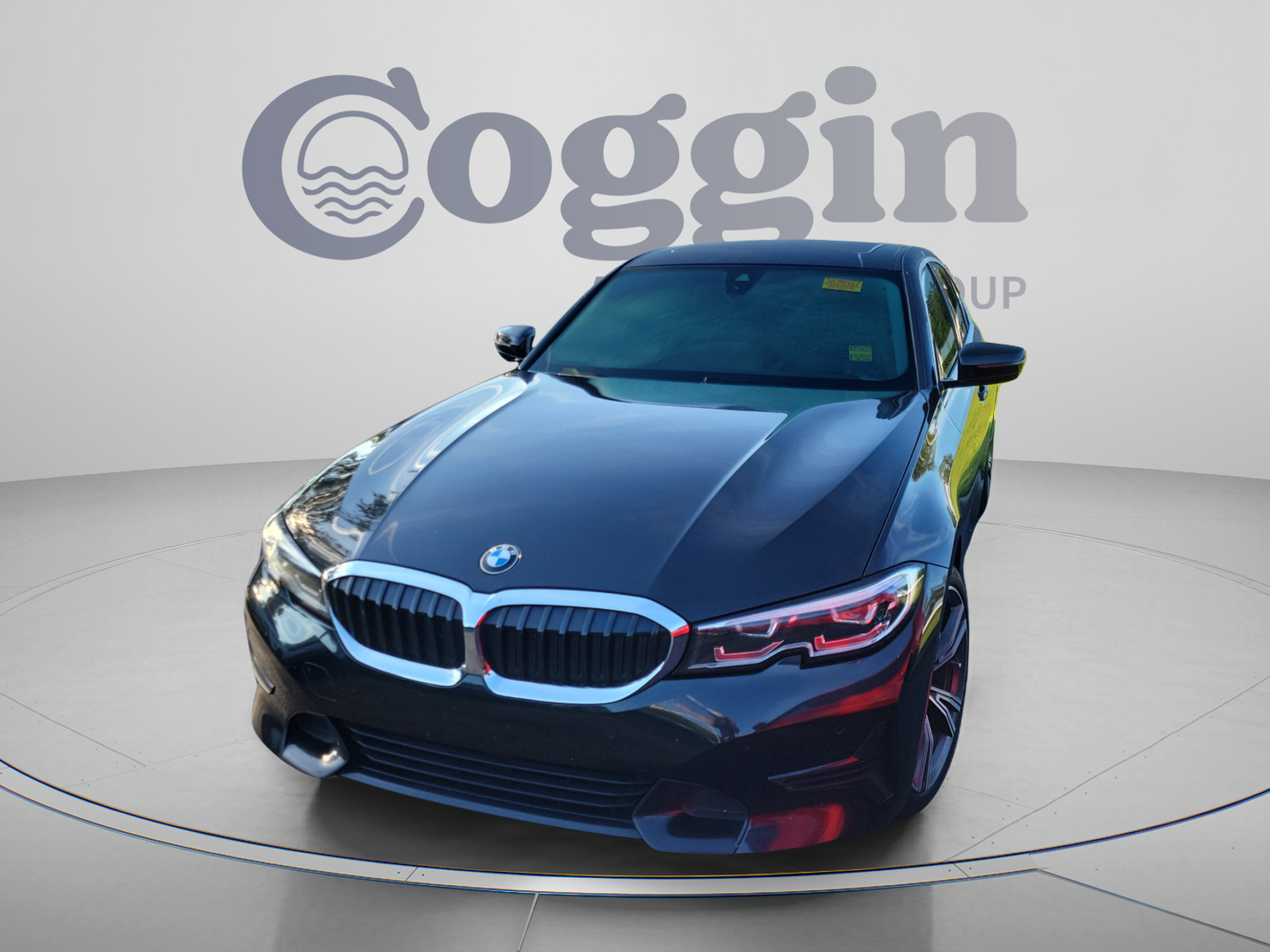 Used 2021 BMW 330i xDrive Sedan AWD/4WD image 2