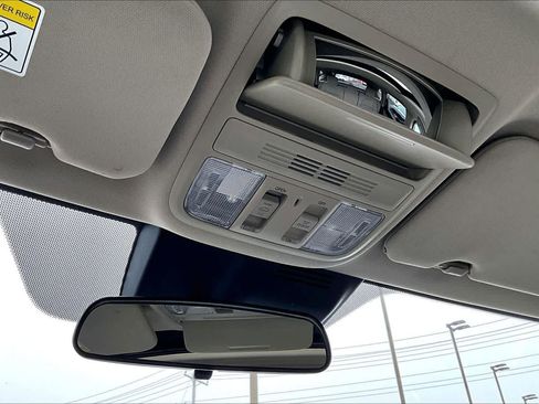 Used 2018 Honda CR-V EX image 34