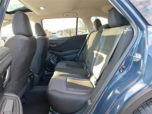 Used 2025 Subaru Outback Premium image 10