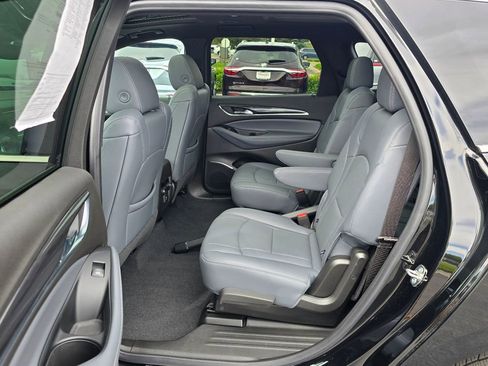 Used 2024 Buick Enclave Essence w/ Experience Buick Package AWD/4WD image 23