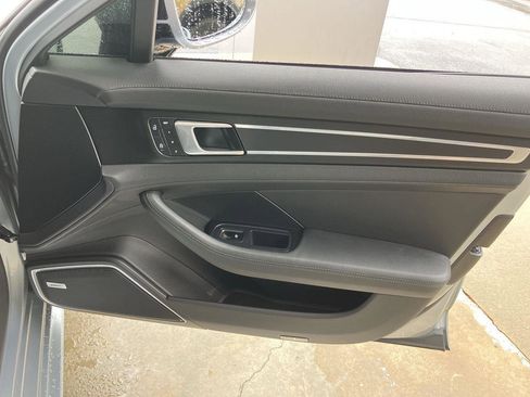 Used 2023 Porsche Panamera Platinum Edition w/ Sportdesign Package RWD image 38