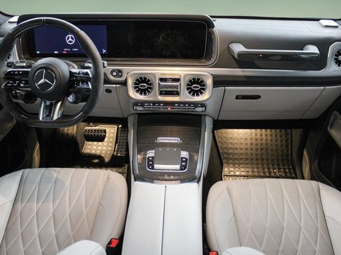 Used 2025 Mercedes-Benz G 63 AMG 4MATIC image 19