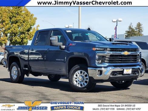 New 2026 Chevrolet Silverado 2500 LT image 1