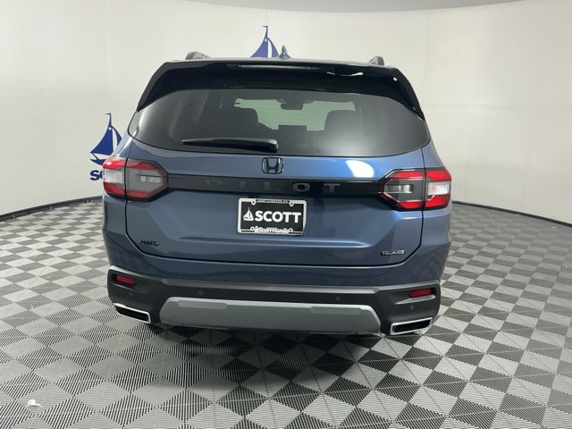 New 2026 Honda Pilot Touring image 5
