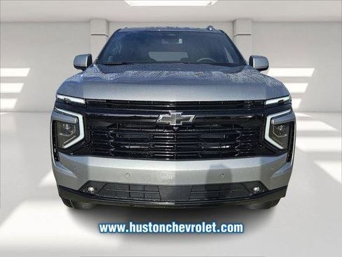 New 2026 Chevrolet Suburban RST w/ Comfort Package AWD/4WD image 8