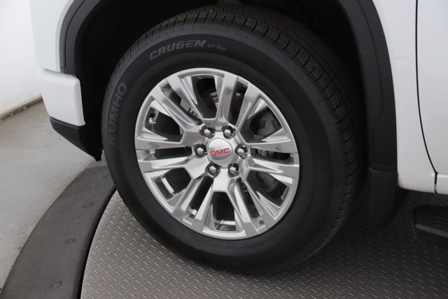 Used 2024 GMC Sierra 1500 Denali w/ Technology Package AWD/4WD image 12