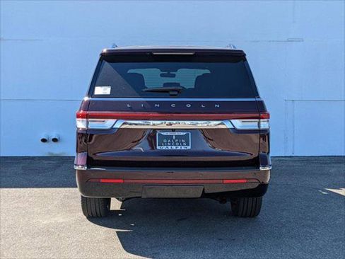 New 2024 Lincoln Navigator L Reserve image 5