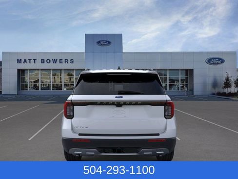 New 2026 Ford Explorer Active w/ Active Comfort Package image 5