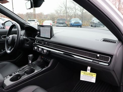 Certified 2025 Honda Civic Sport Touring image 9