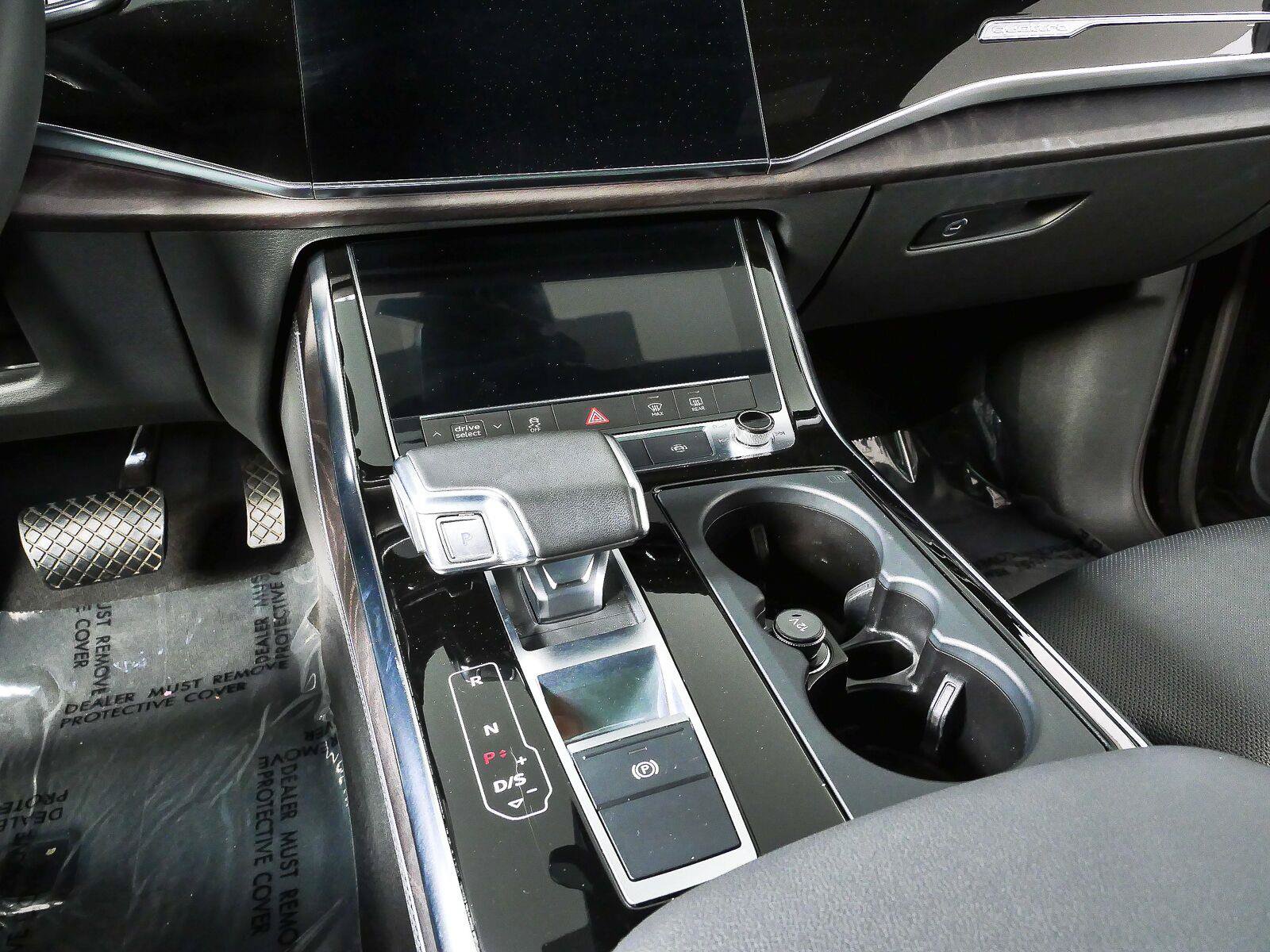 Used 2023 Audi Q7 2.0T Premium Plus w/ Premium Plus Package AWD/4WD image 20
