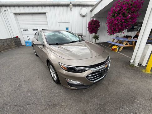 Used 2022 Chevrolet Malibu LS w/ Driver Confidence Package II FWD image 7
