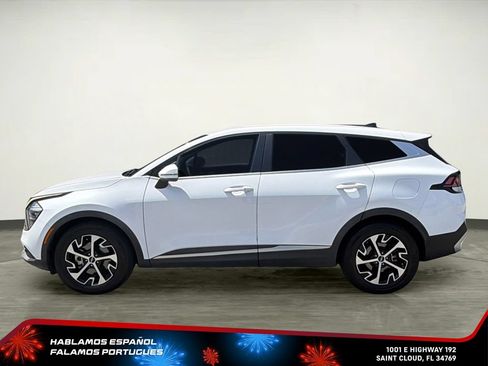 Used 2023 Kia Sportage EX FWD image 3