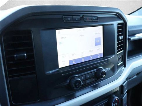 Used 2021 Ford F150 XLT AWD/4WD image 17