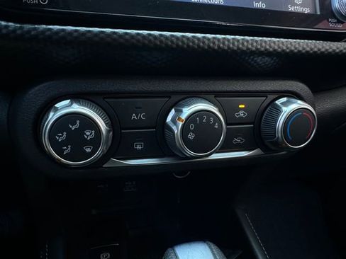 Used 2023 Nissan Kicks SV image 29