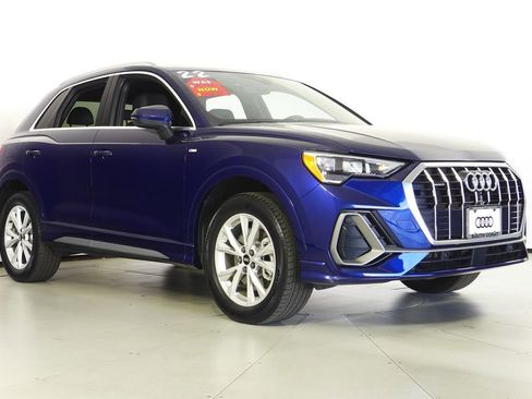 Used 2022 Audi Q3 2.0T Premium w/ Convenience Package image 4